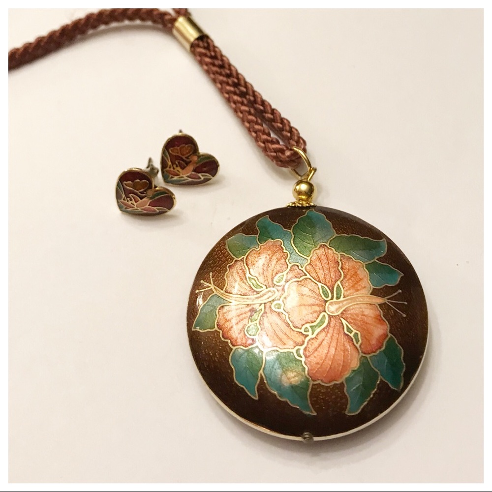 Vintage Pendant Necklace and Earrings